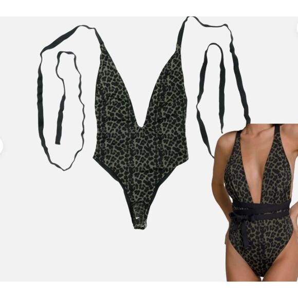 Good American Green Black Deep Cut Wrap One Piece Reversible Swimsuit NWT Size 7 - Picture 4 of 4